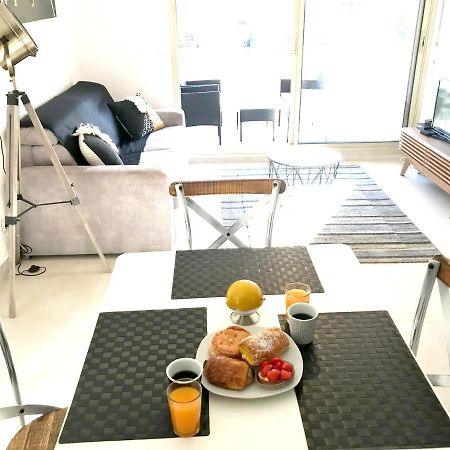 Appartement D'Une Chambre A Antibes A 550 M De La Plage Avec Vue Sur La Ville Terrasse Amenagee Et Wifi Zewnętrze zdjęcie