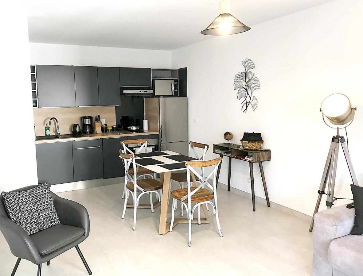 Appartement D'Une Chambre A Antibes A 550 M De La Plage Avec Vue Sur La Ville Terrasse Amenagee Et Wifi Zewnętrze zdjęcie