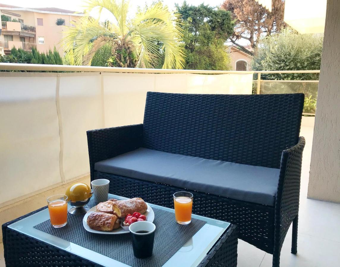 Appartement D'Une Chambre A Antibes A 550 M De La Plage Avec Vue Sur La Ville Terrasse Amenagee Et Wifi Zewnętrze zdjęcie